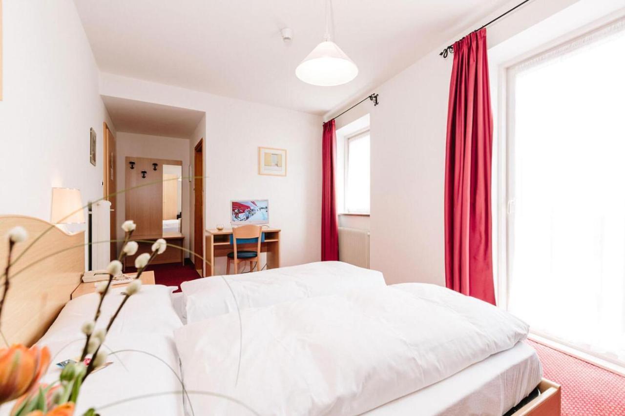 טרודנה Hotel Trudnerhof Im Naturpark Trudnerhorn מראה חיצוני תמונה