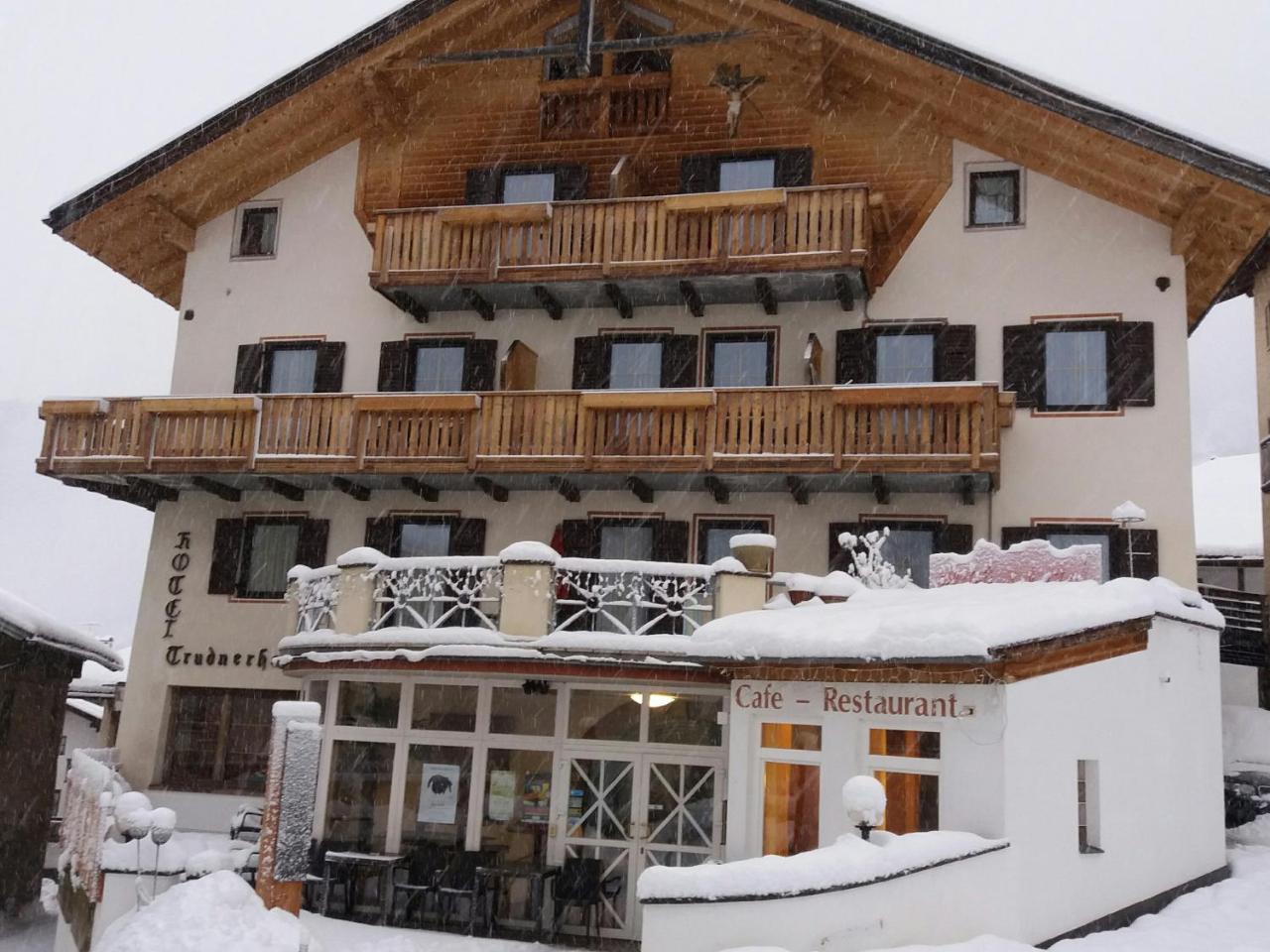 טרודנה Hotel Trudnerhof Im Naturpark Trudnerhorn מראה חיצוני תמונה